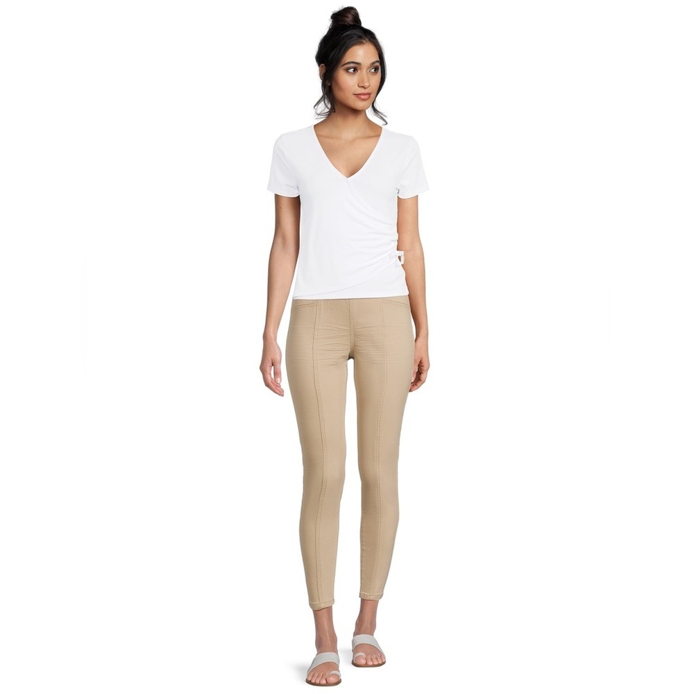 Tan Skinny Jegging Pants​